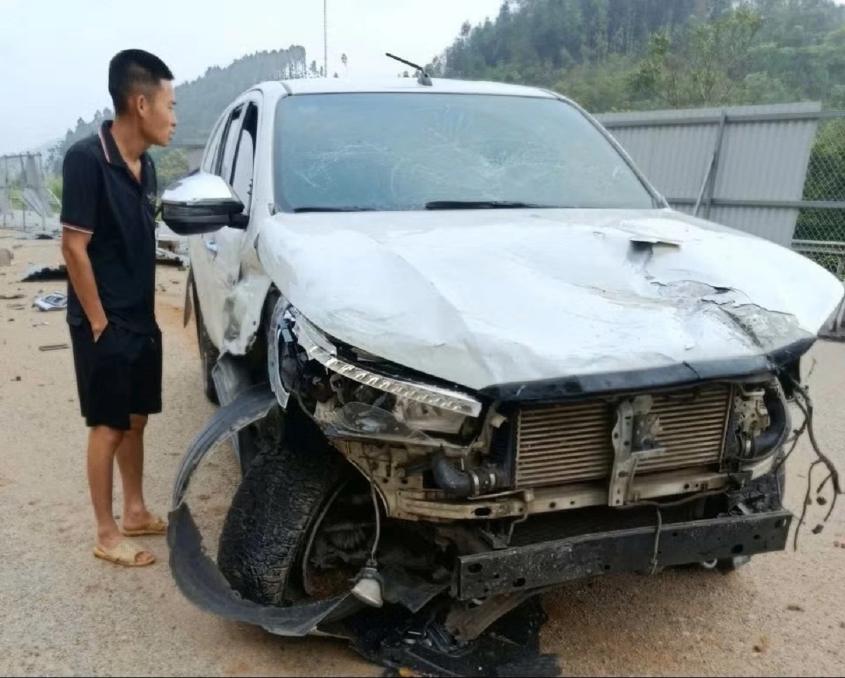 Thieu ta cong an anh 1