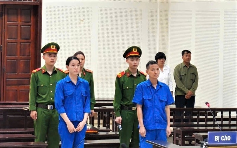 Sap bay chay an anh 1