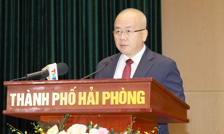 Ong Do Thanh Trung duoc bau lam Chu tich UBND TP Hai Phong hinh anh