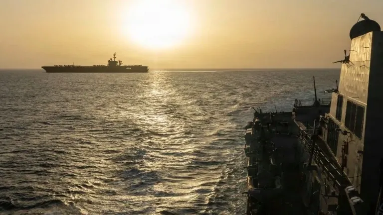 Cuoc dua suc ben My - Iran: Ai se xuong thang truoc? hinh anh