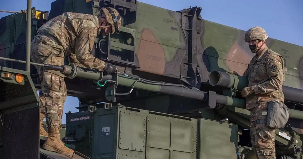 Chi tieu quan su toan cau tang nam thu 11 lien tiep, dat gan 2.900 ty USD hinh anh