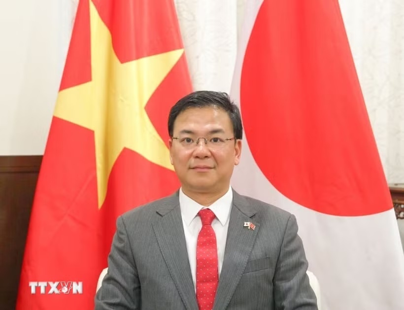 Chuyen tham cua Thu tuong Nhat nhan manh vai tro cua Viet Nam trong khu vuc hinh anh