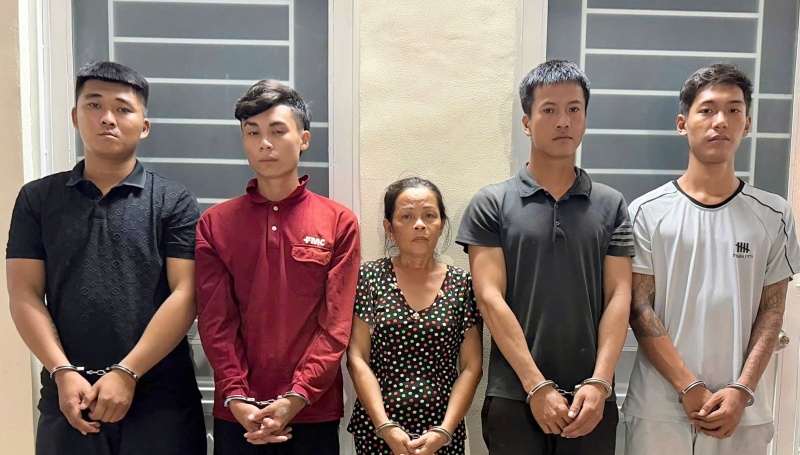 Ghen tuong,  vo thue nguoi,  ra Phu Quoc,  chem chong anh 1