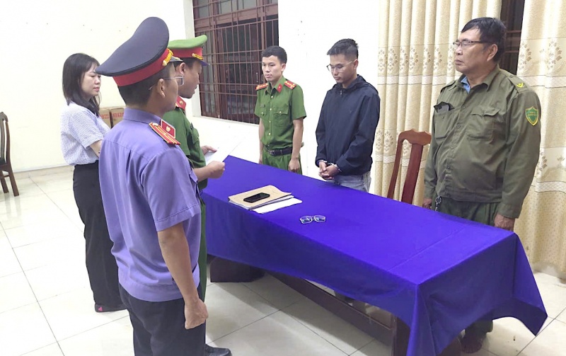Vu chay oto o Da Nang khien 2 nguoi tu vong: Bat tam giam tai xe hinh anh