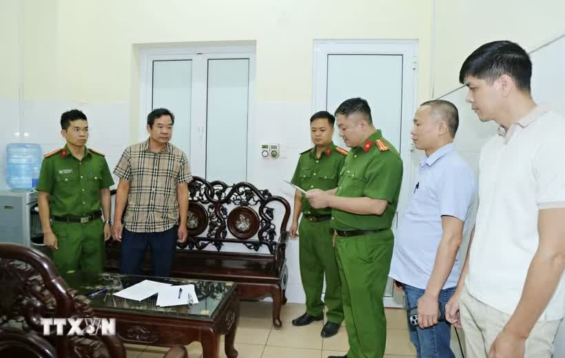 BV Phoi Ha Noi,  GDoc Phoi Ha Noi,  PGD Phoi Ha Noi,  Hoang Van Huan anh 1