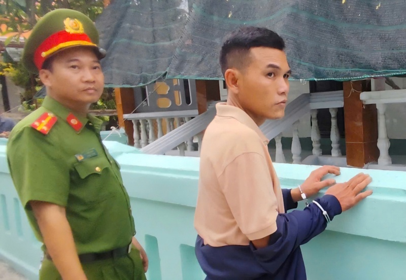Sieu trom,  dot nhap nha dan anh 1