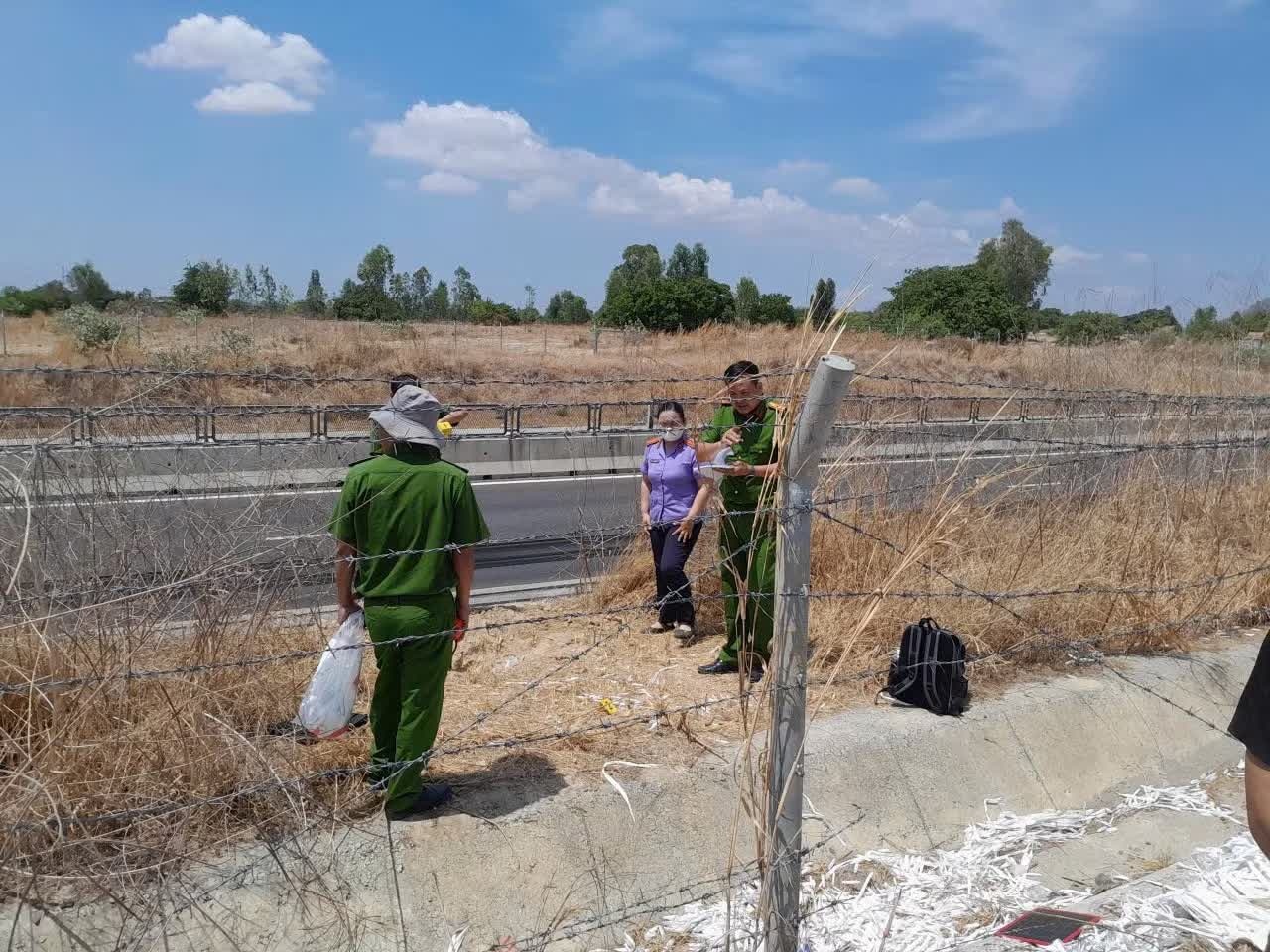 Hon 700 m day cap camera tren cao toc Vinh Hao-Phan Thiet bi cat trom hinh anh