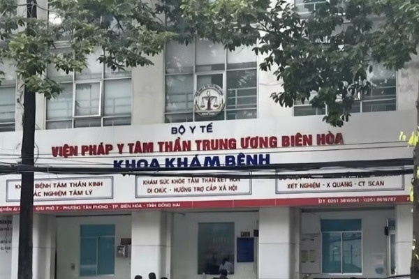 2 cuu Vien truong nhan tien de 'bien' nguoi khoe manh binh thuong thanh tam than hinh anh