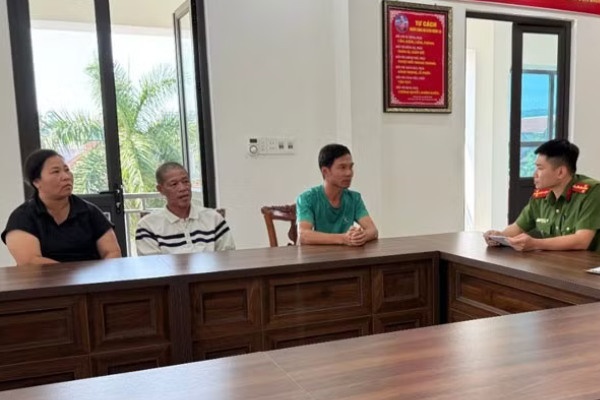 Xu phat nhom doi tuong 'phan lo' dat nghia trang hinh anh