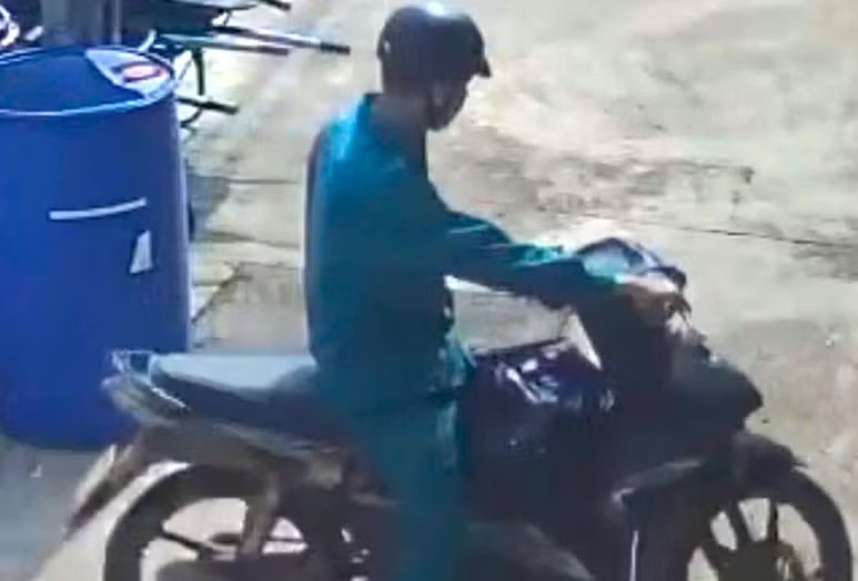 Dot nhap nha dan,  pha ket sat,  lay sach vang anh 2