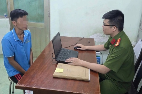 Loi khai cua doi tuong o TP.HCM nhieu lan bao hanh con rieng nguoi tinh hinh anh