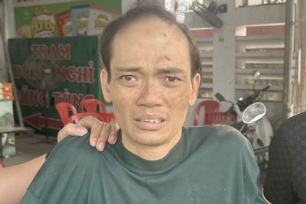 Bi doi ly hon, chong ra tay sat hai vo roi bo tron hinh anh