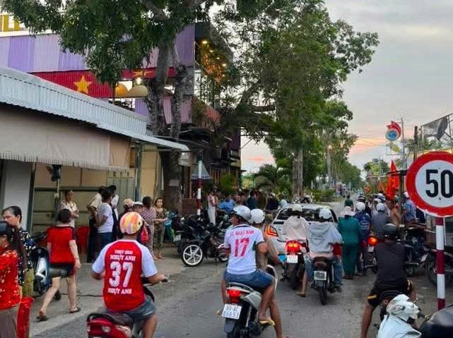 Trieu tap 11 doi tuong sau vu thieu nien 17 tuoi bi dam tu vong hinh anh