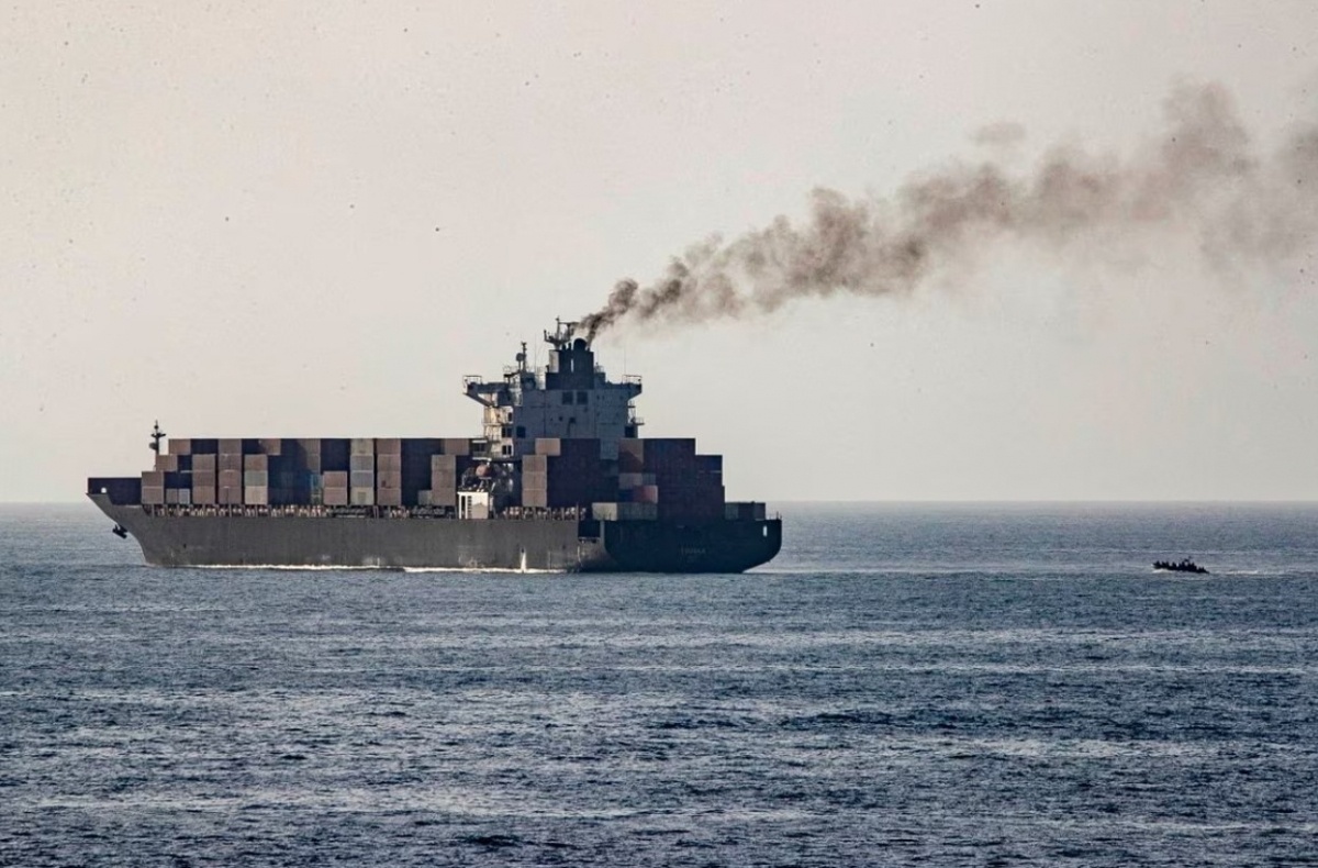 Iran nhan manh vai tro cua eo bien Hormuz ngang tam 'bom nguyen tu' hinh anh