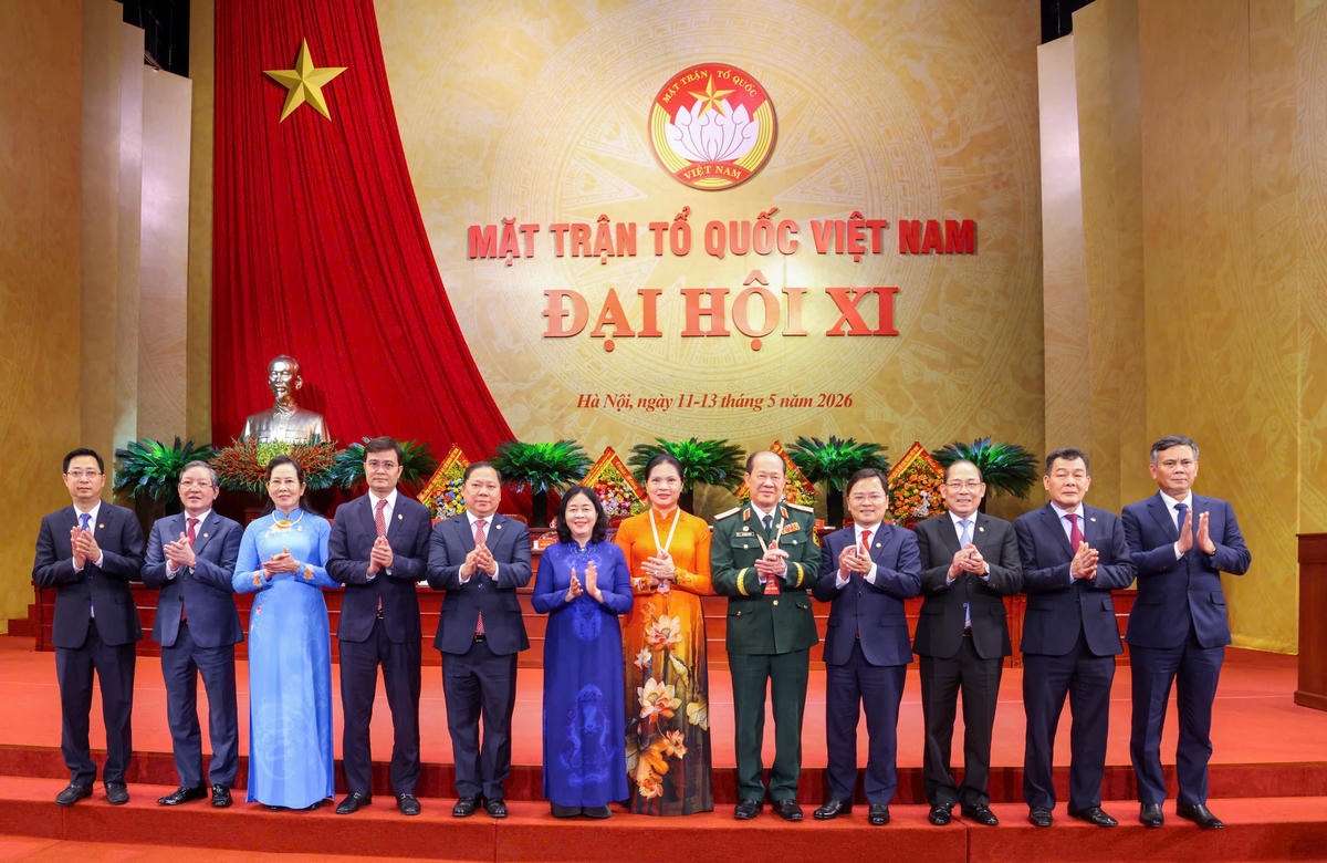 Danh sach 12 nguoi tham gia Ban Thuong truc UBTU  MTTQ Viet Nam khoa XI hinh anh