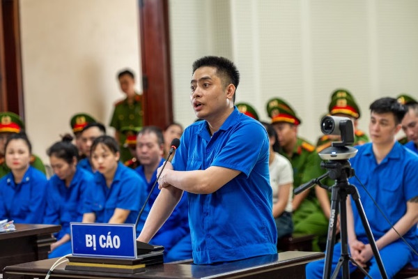 Bui Dinh Khanh khai nguon goc 40 banh heroin va nguon con no sung hinh anh