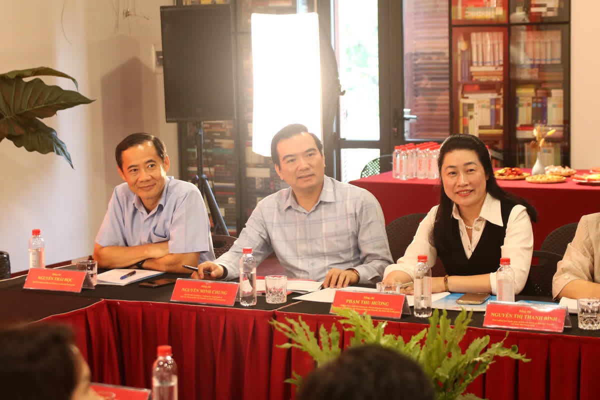 Tham nhuan tu tuong anh 2