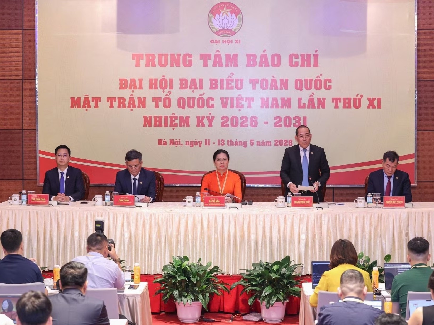 Quyet liet giam sat de kien nghi chinh dang cua nhan dan khong roi vao im lang hinh anh