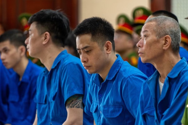 Sau nhieu lan choi toi, Bui Dinh Khanh hoi loi, xin giam nhe hinh phat hinh anh