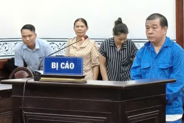 Lua ban dat 'ma', giam doc cong ty dia oc linh 14 nam tu hinh anh
