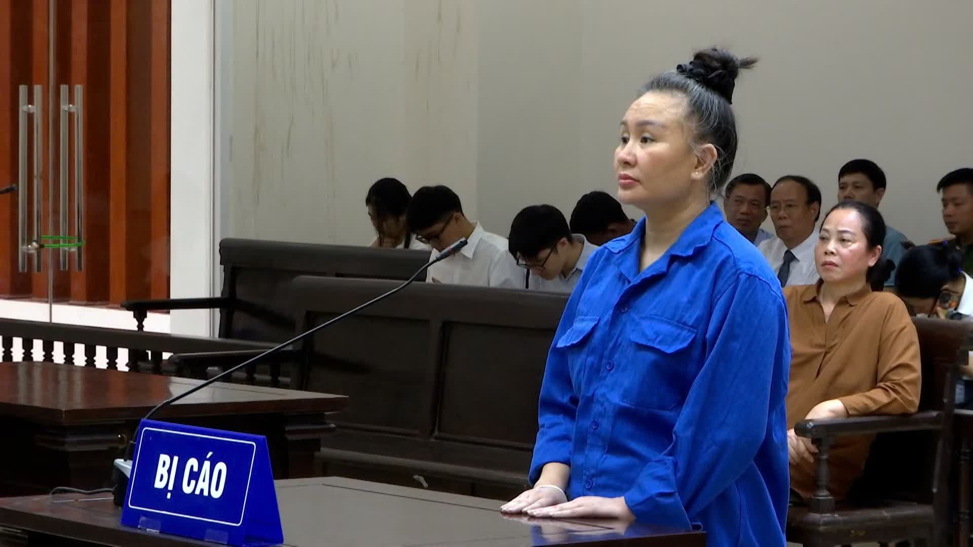 Nu bi cao,  moi gioi,  bat dong san anh 1
