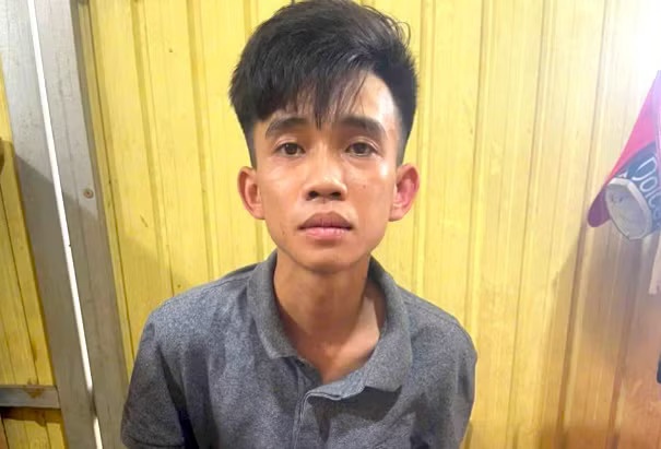 Giat day chuyen vang xong, ten cuop quay lai de doa nan nhan dua not mat day hinh anh