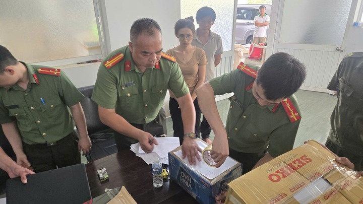 Cong ty Duong Lam,  Giam doc Duong Lam,  Doanh nghiep Duong Lam,  Lang Son 90 tan,  chat phong xa anh 2