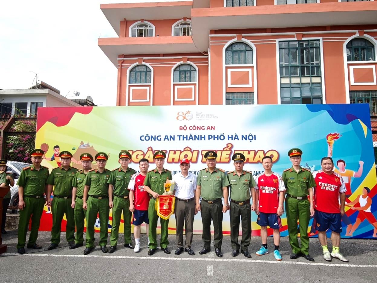 Công an Hà Nội ảnh 4 Cong an Ha Noi anh 4