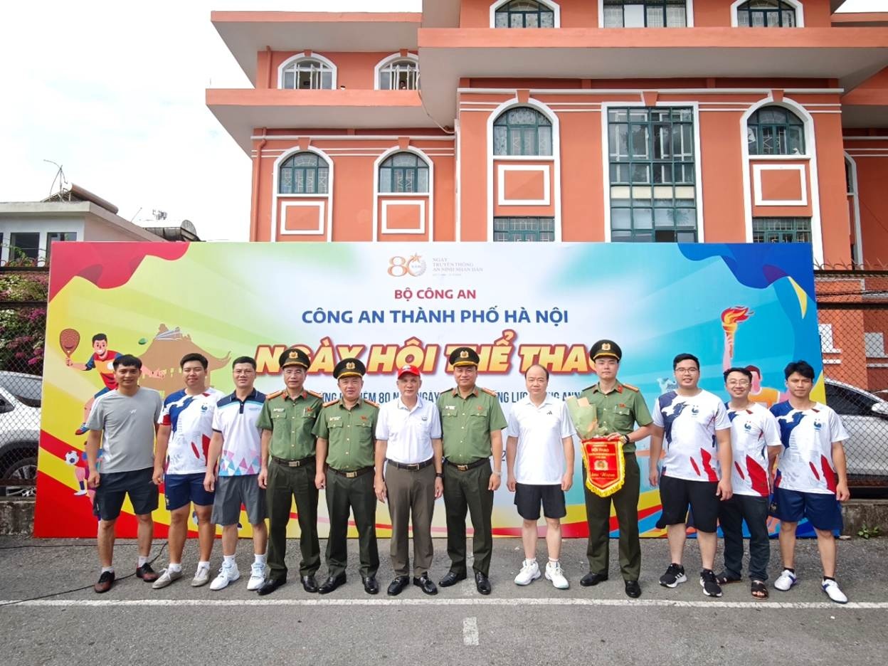 Công an Hà Nội ảnh 5 Cong an Ha Noi anh 5