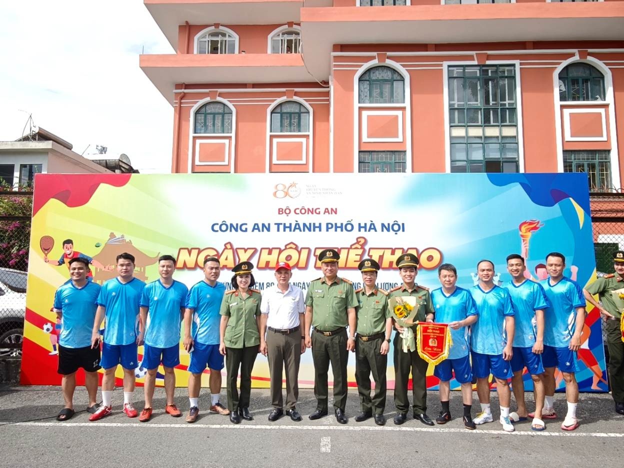Công an Hà Nội ảnh 6 Cong an Ha Noi anh 6
