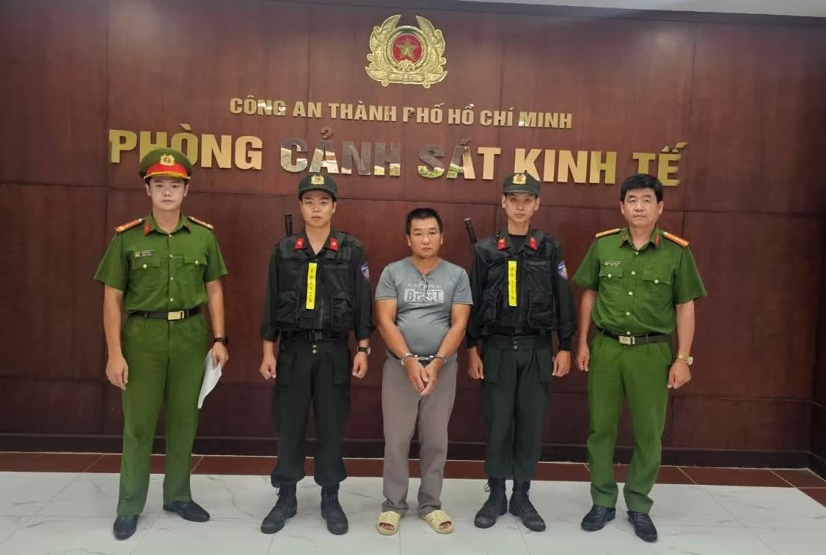 Bat chu co so nuoi nhot trai phep dong vat hoang da nguy cap, quy hiem o TP.HCM hinh anh