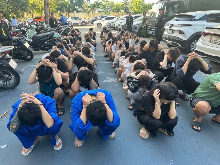 Thu doan tinh vi cua duong day ma tuy lien tinh, bat 105 bi can hinh anh