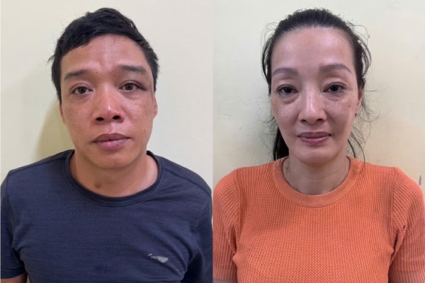 Tam giu 5 doi tuong dung dao truy duoi nhau tai quan bia o Giang Vo hinh anh
