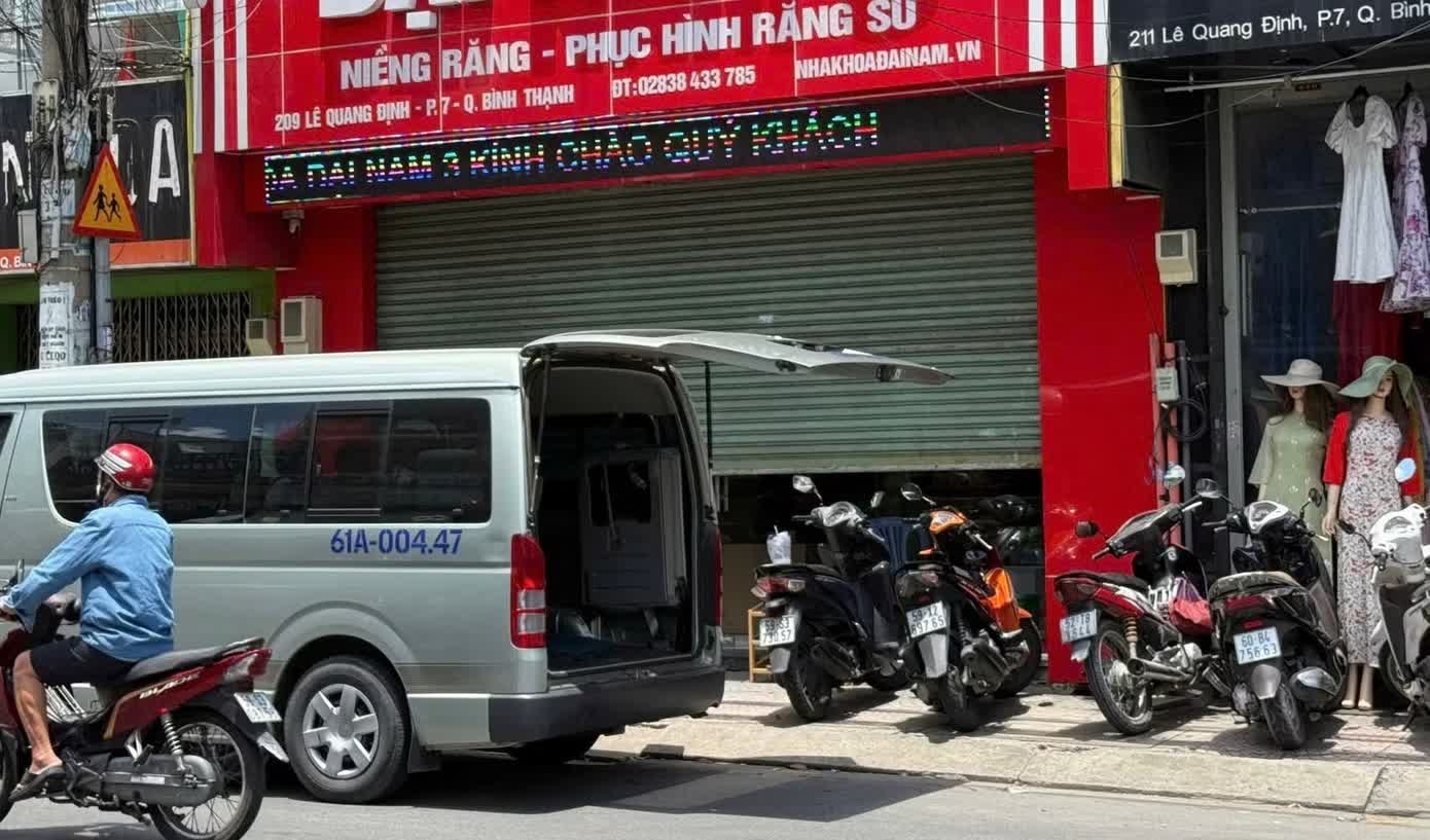 Canh sat xuat hien tai loat phong kham nha khoa lien quan vu ly hon nghin ty hinh anh