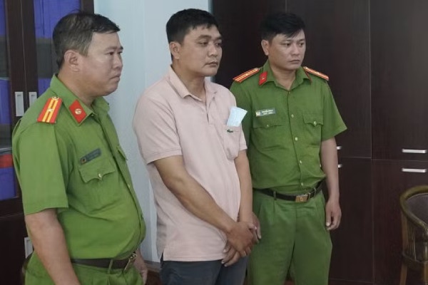 Cuu pho phong kinh doanh cong ty dau khi tham o hon 5 ty dong hinh anh