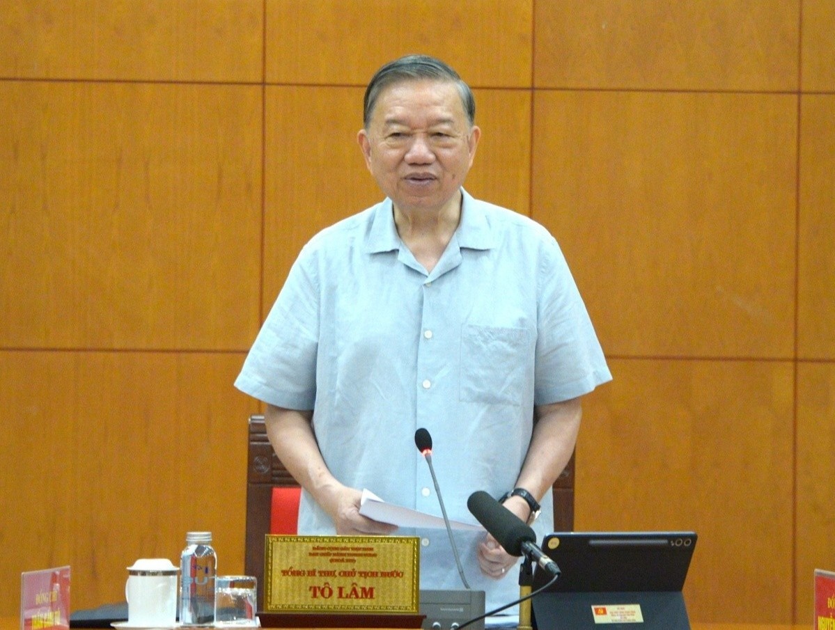 Tong Bi thu, Chu tich nuoc chu tri hop Thuong truc Ban chi dao phat trien KHCN hinh anh