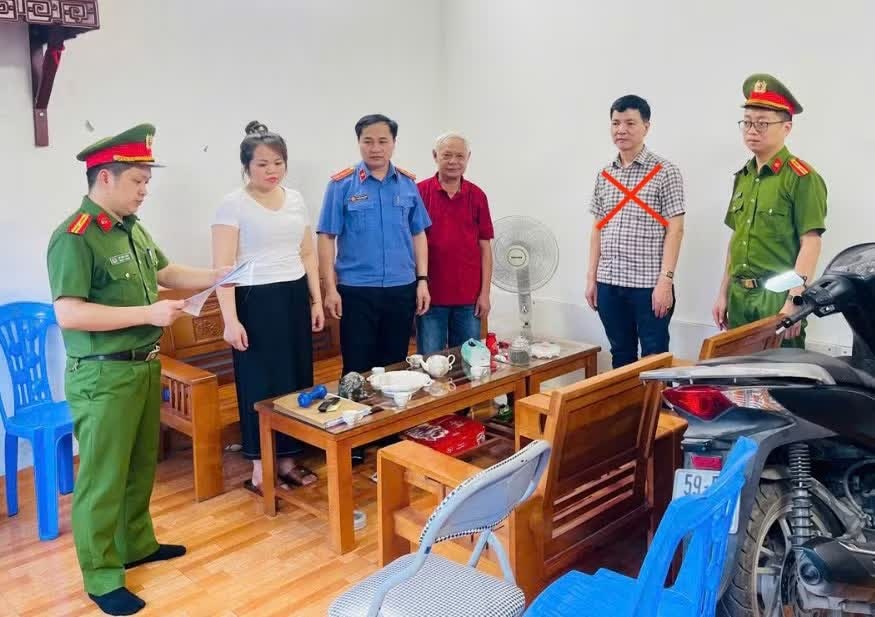 Tan Phu Ninh,  Hoa Binh,  Cty Tan Phu Ninh,  Gdoc Tan Phu Ninh,  Chu Tan Phu Ninh anh 1