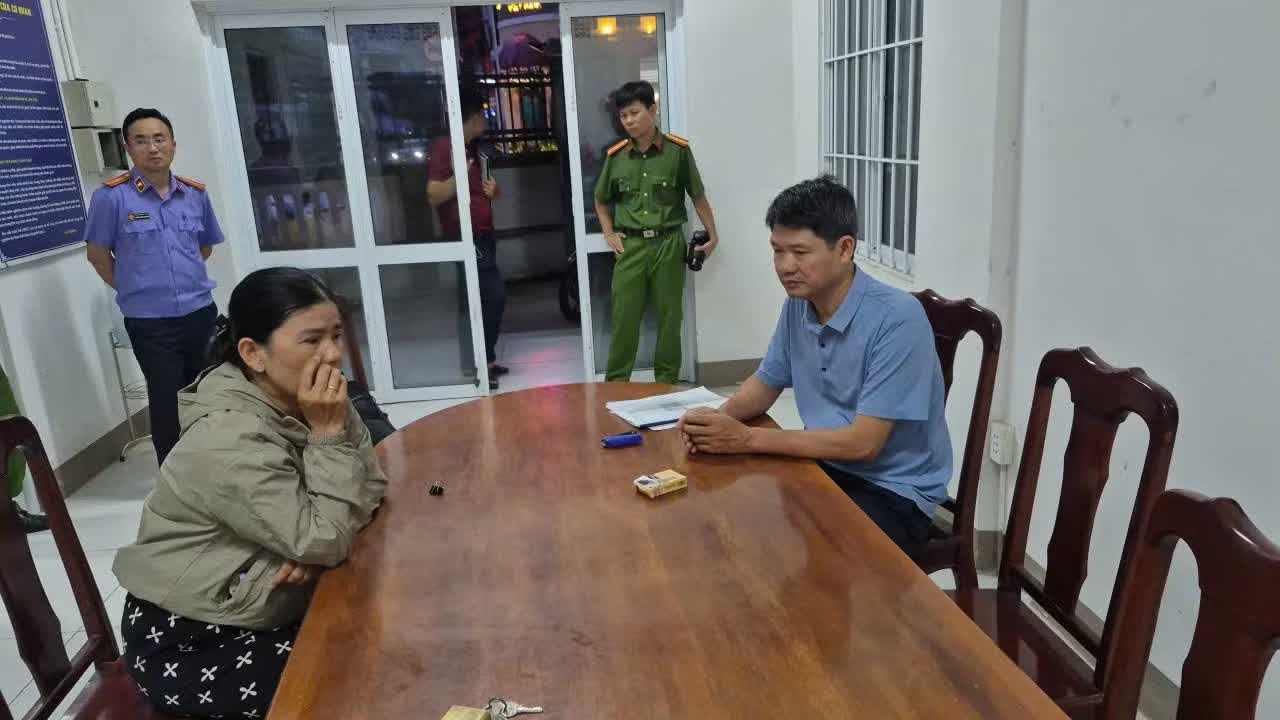 Tram truong kiem lam anh 1