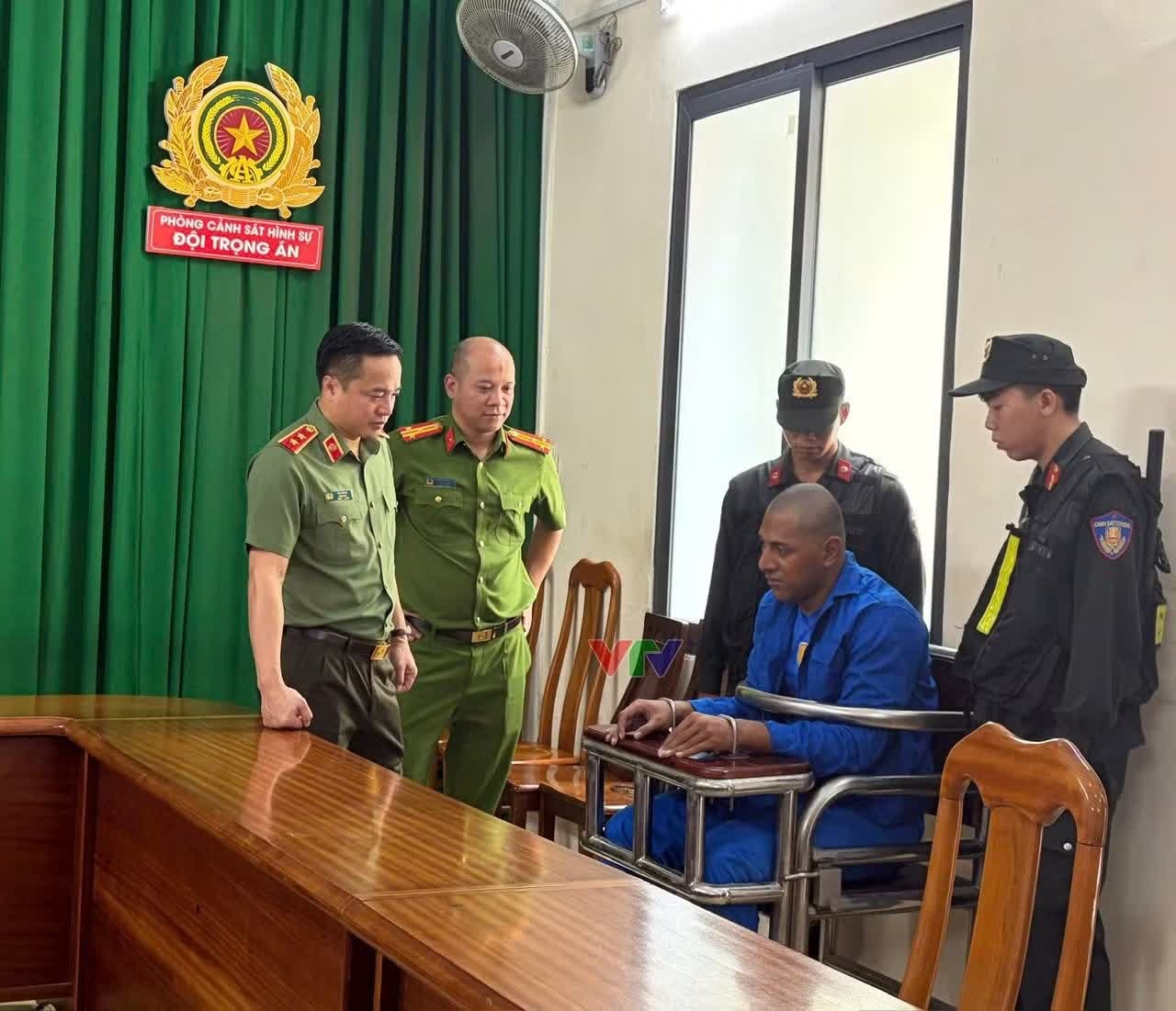 Nghi pham nuoc ngoai,  ban chet nguoi anh 11