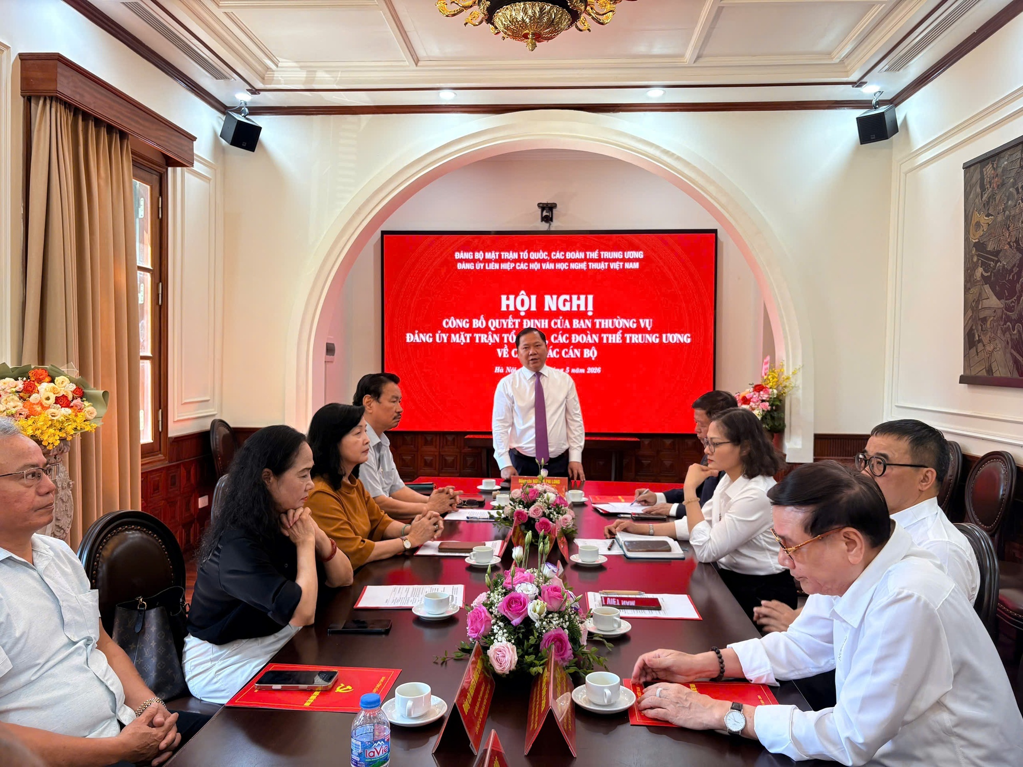 Do Hong Quan anh 3