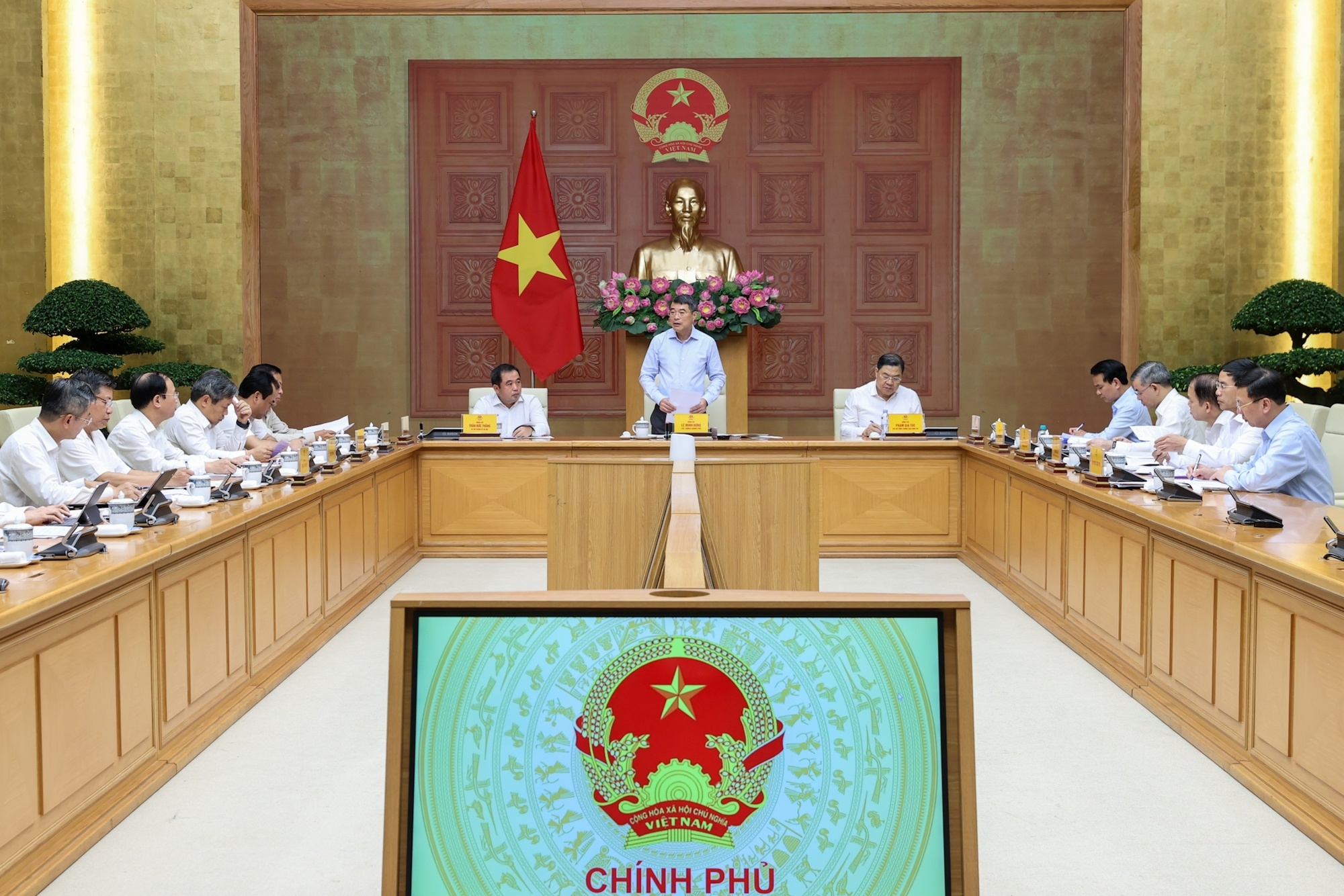 nha o cho thue anh 2