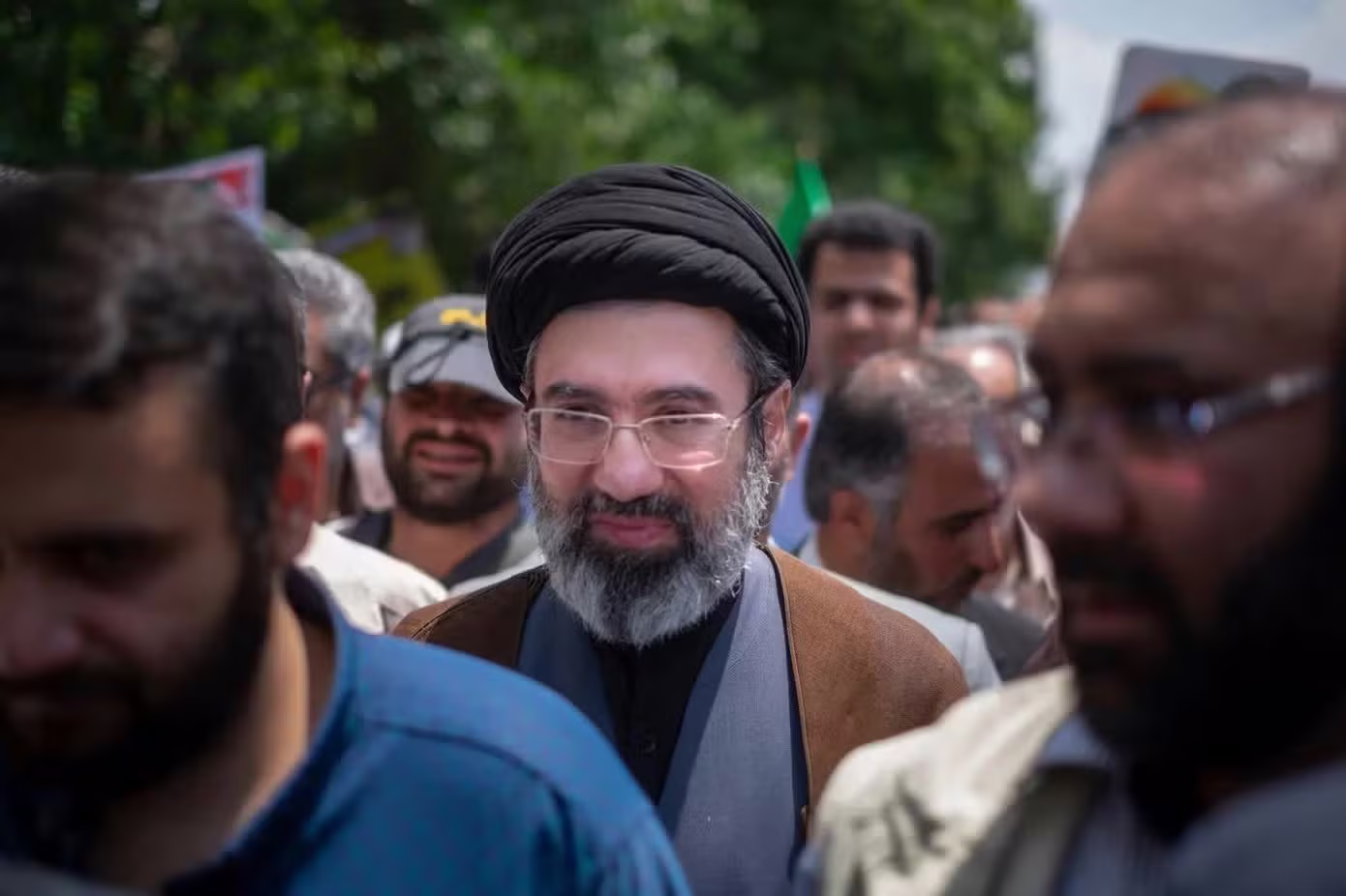 Iran tiet lo tinh trang suc khoe cua Lanh tu toi cao Khamenei hinh anh