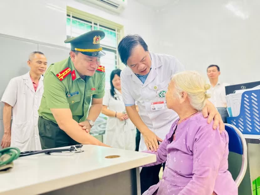 phat thuoc mien phi anh 3