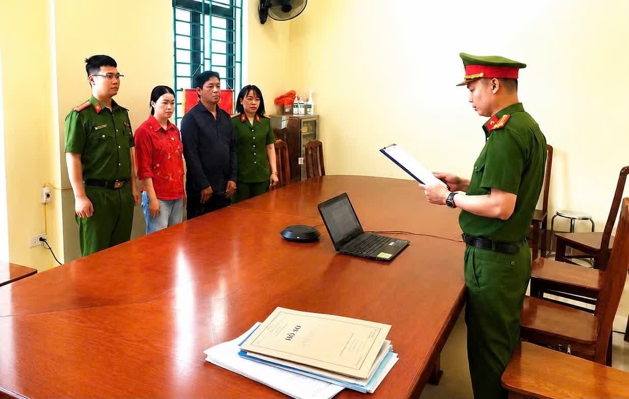 Khoi to,  Tai xe xe may anh 1