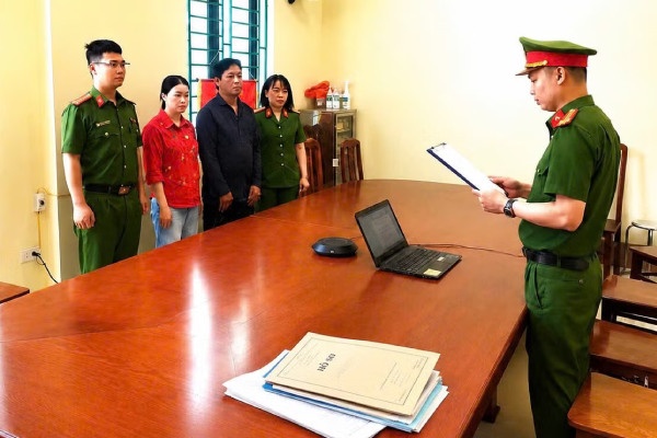 Khoi to tai xe xe may trong vu tai nan khien nu du khach nguoi Anh tu vong hinh anh