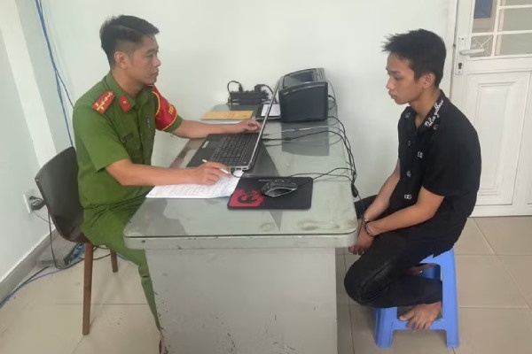 Truy xet nhanh doi tuong cuop giat ve so cua nguoi phu nu khuyet tat hinh anh