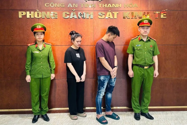 Gan mac 'hang xach tay' de ban hang gia hinh anh