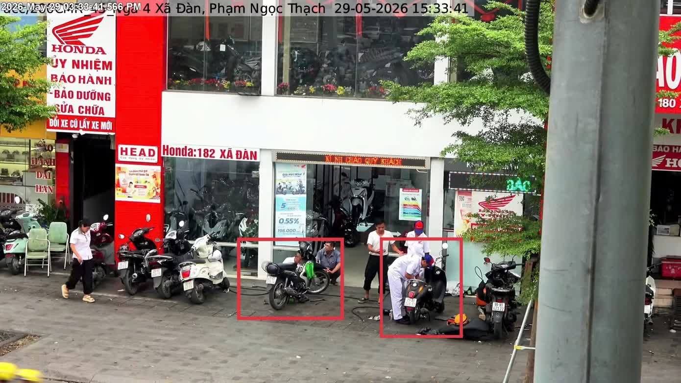 Cong an Ha Noi thi diem dung UAV giam sat trat tu do thi hinh anh