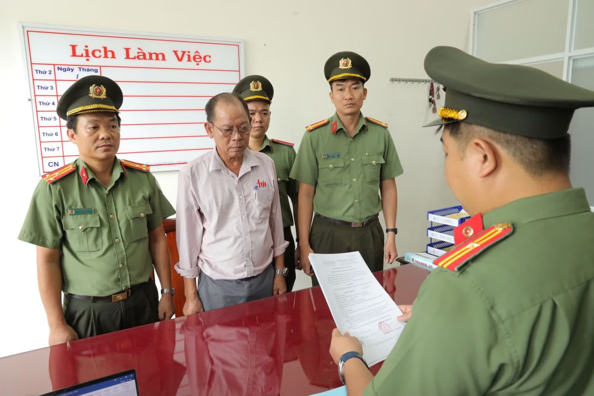 Cong ty Thien Minh,  giam doc Thien Minh,  Doanh nghiep Thien Minh,  nup bong cong ty anh 1