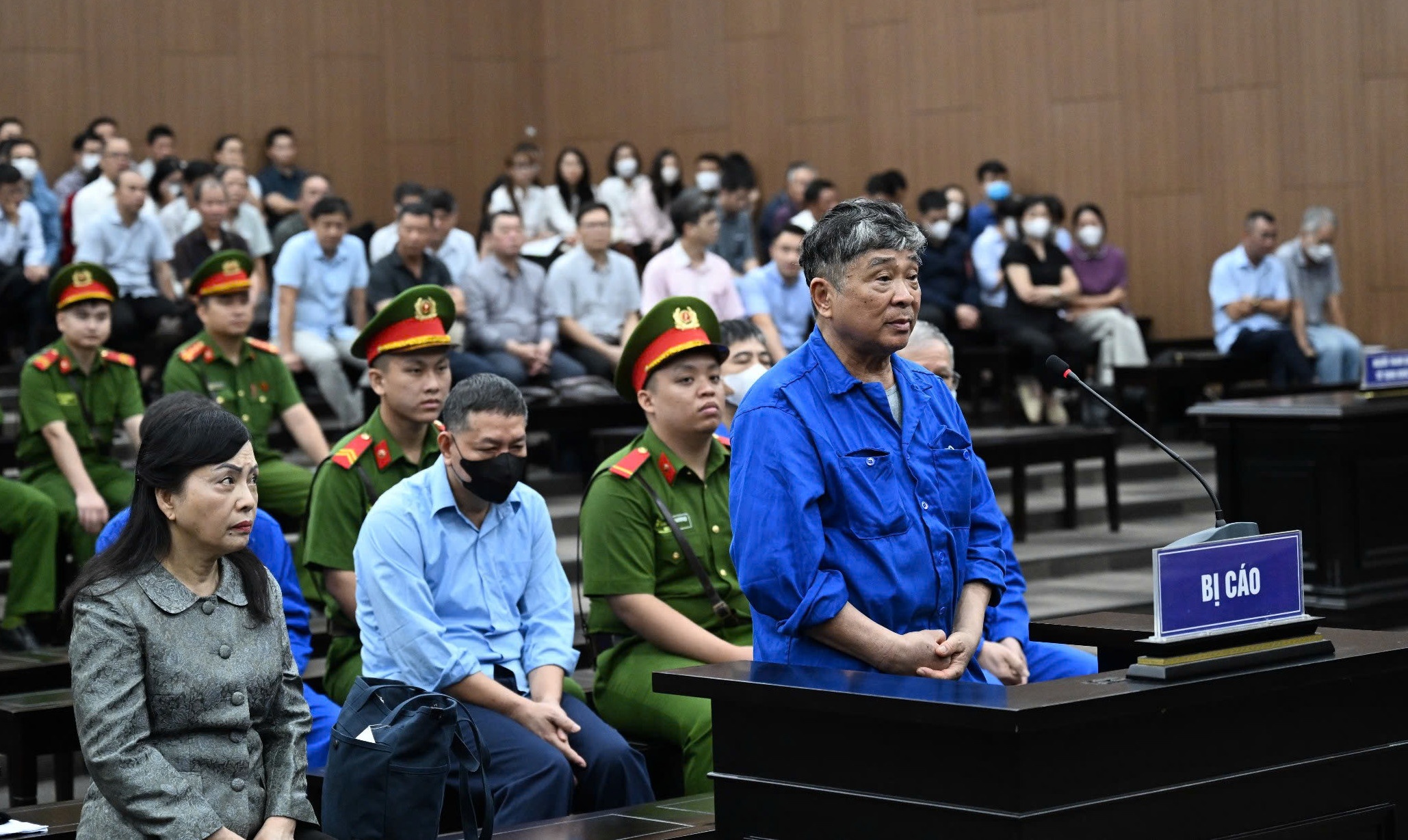Cuu Bo truong,  Y te,  Nguyen Thi Kim Tien anh 5